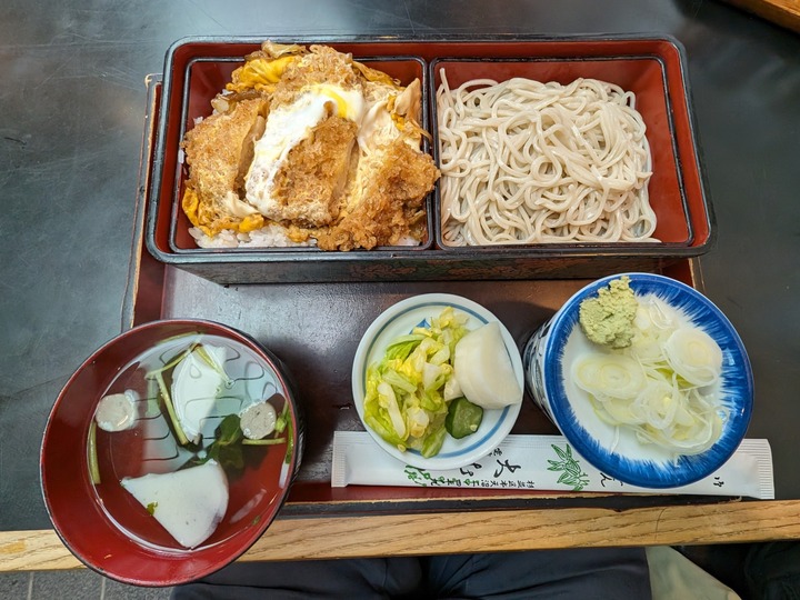 57omura040153694