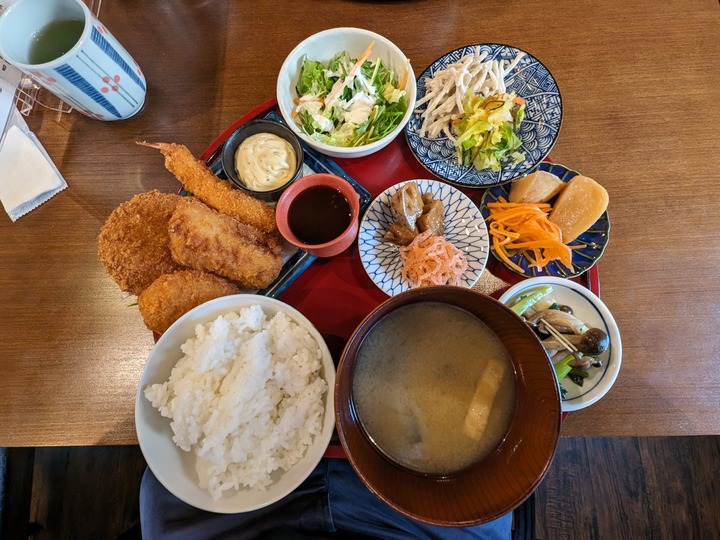 09momozono043523001