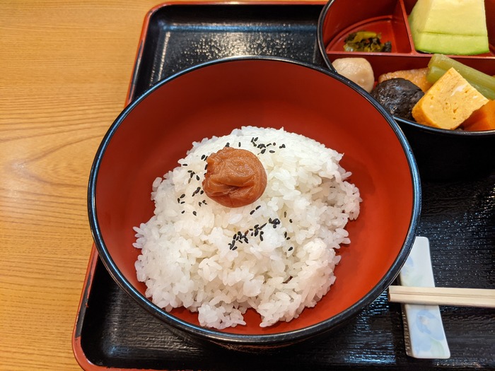 08umeya040513843