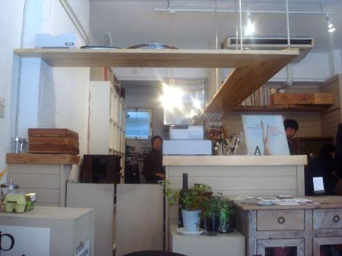 ロンパーチッチ@新井薬師前-店内