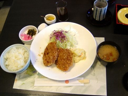 車屋別館@新宿-メンチカツセット