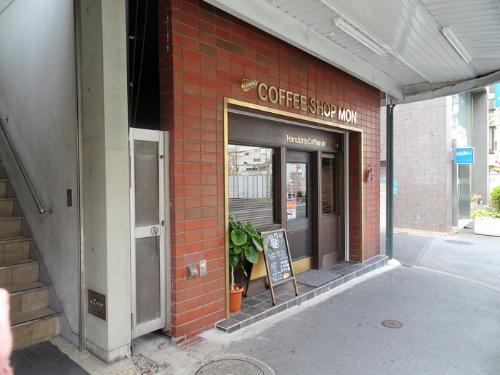 01mon07565