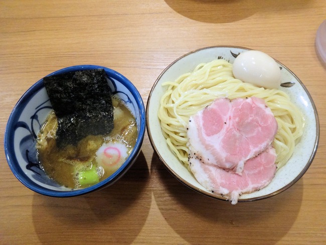 53suzu04068
