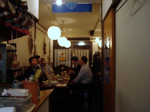 店内-葡萄酒場