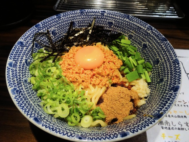 53tonibo08011