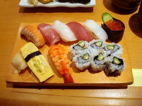 鮨丸＠新宿-ランチにぎり
