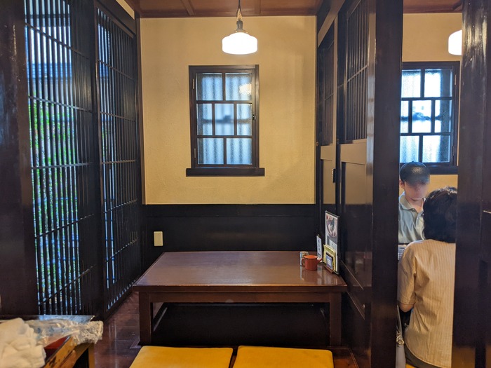 06sarakita033458541