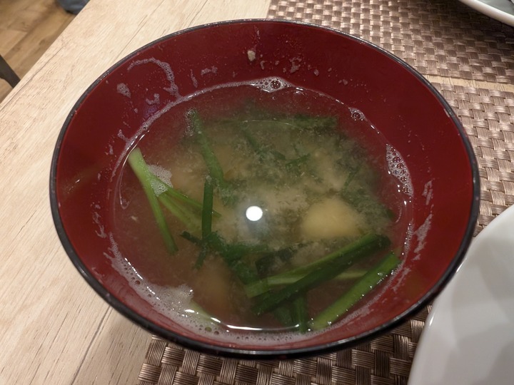 09komichi042101093