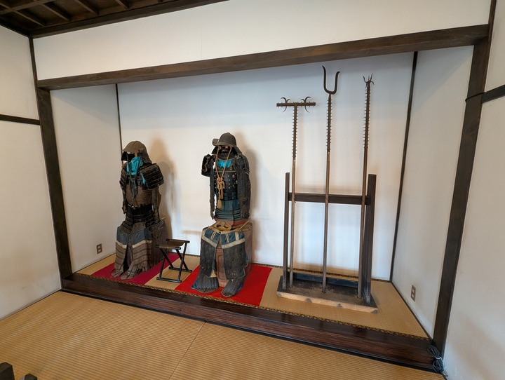 15ikaho040730381