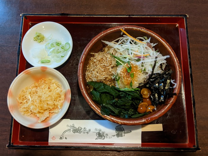 57sarakita035304280