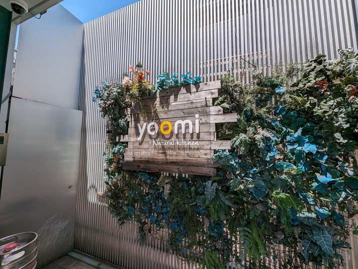 03yoomi033622898