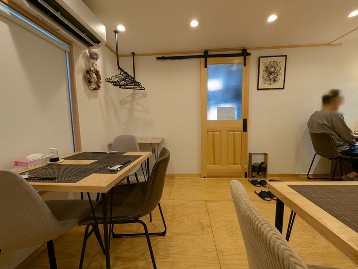 05komichi035948317