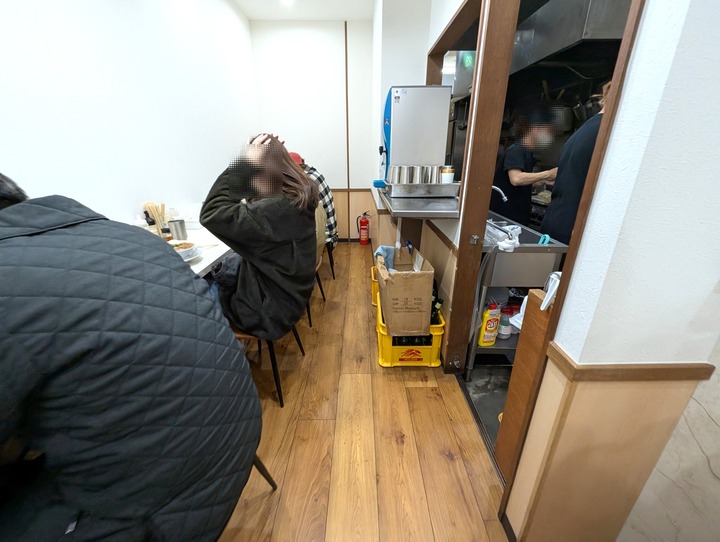 03mukan041651733