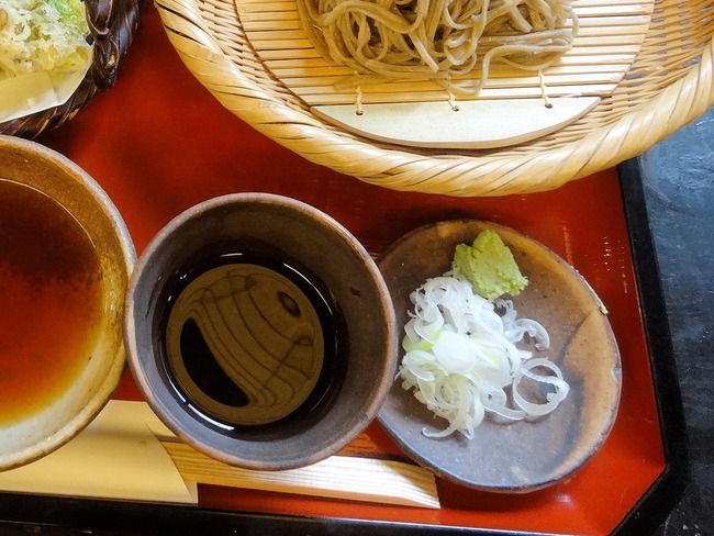 11oohira01476