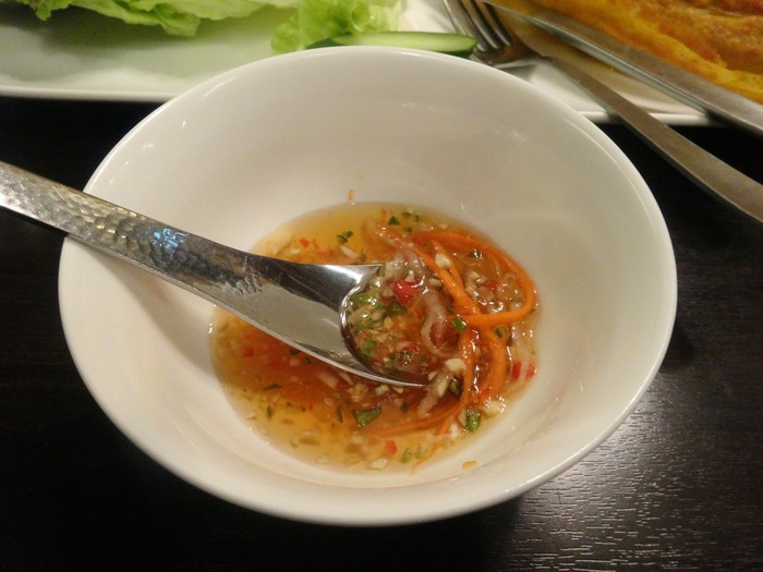 12mothai04647