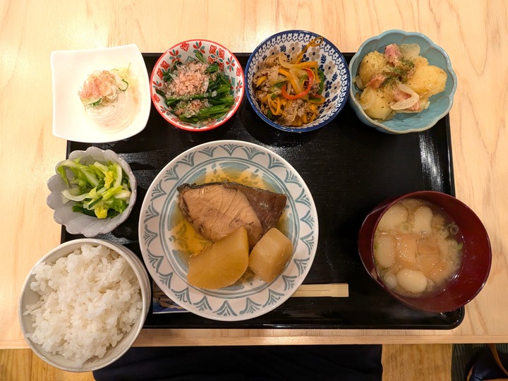 09komichi035315145