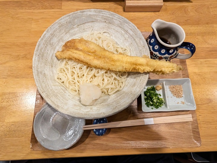6a5ab9a0-s.jpg