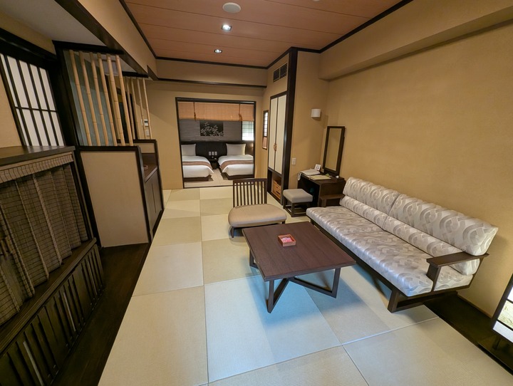 07suiun055711037