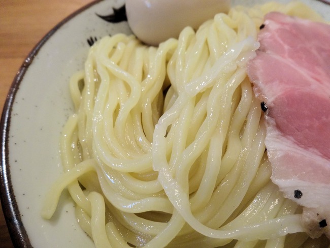 54suzu04075