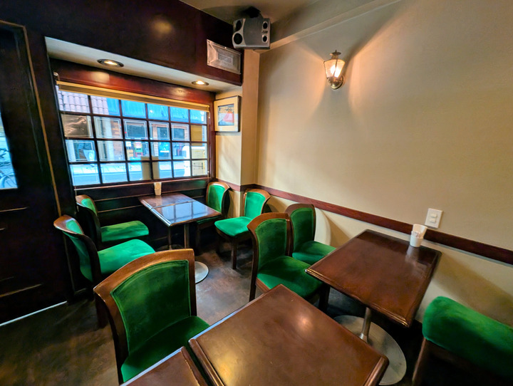 53fujicafe042101343