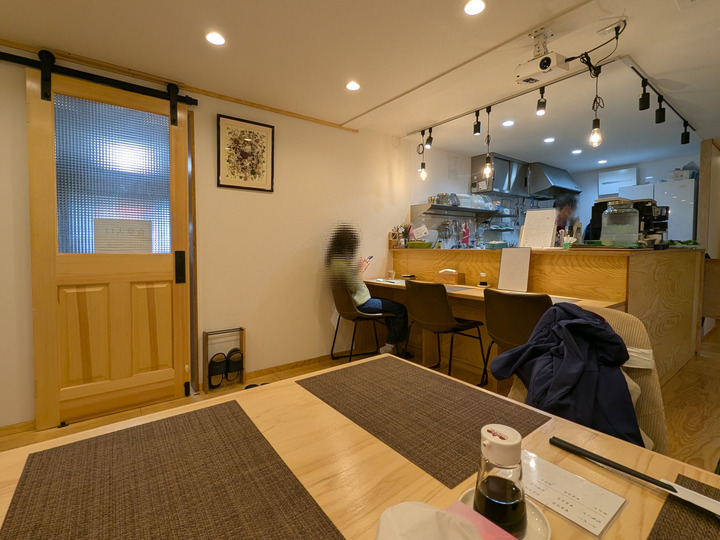 05komichi041747290