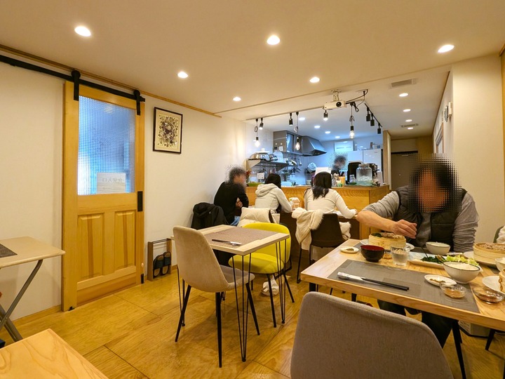 05komchi042533577