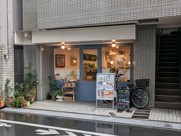 01emma040715728