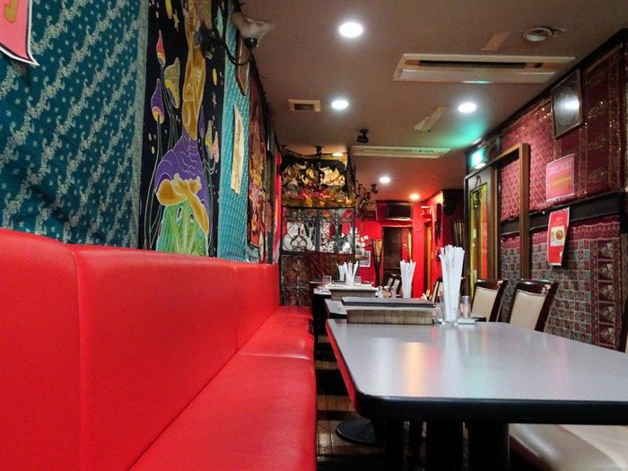 33khana06411