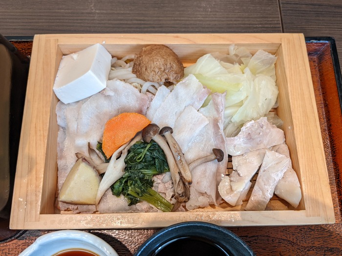 12kuroan051122863