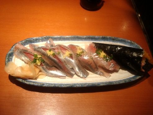 魚がし鮨@中野-アジ・いわし・トロたく巻き