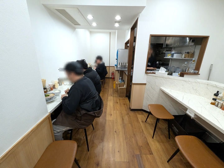 03mukan043158326