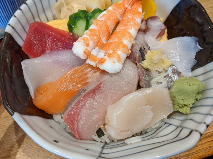 11momosushi043947436