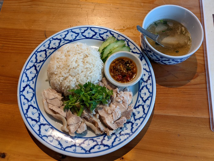 07tscafe040843666