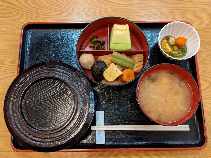 07umeya040457558