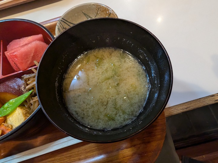 60umeya044321875