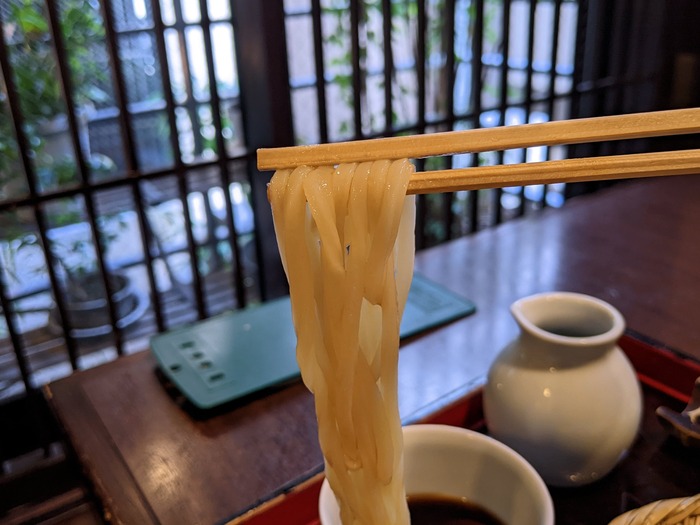 16sarakita035818713