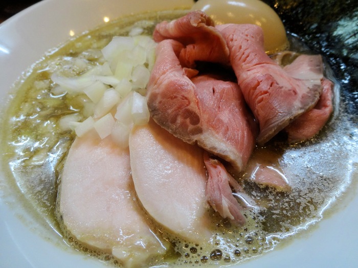 62chigono04704