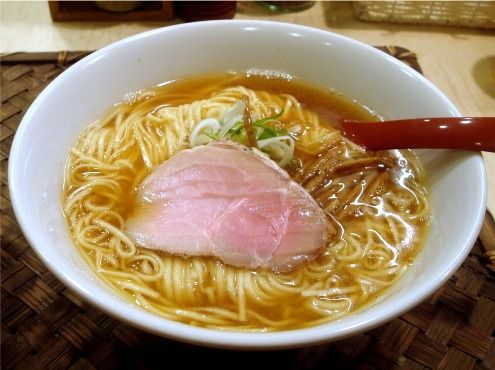 食堂七彩-都立家政-新しい醤油ラーメン
