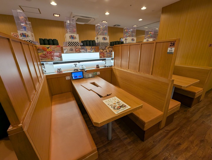 04kura042127882