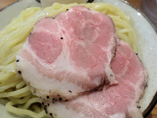 57suzu04076
