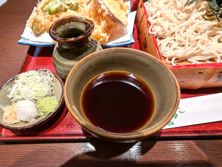 11komatsuan044232260