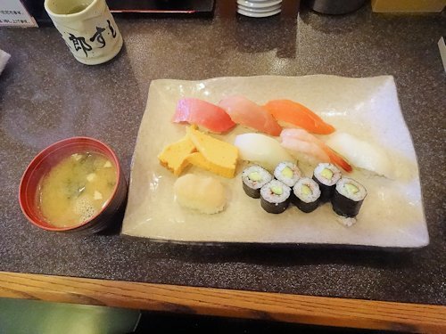 桃太郎すし 中野店＠東中野