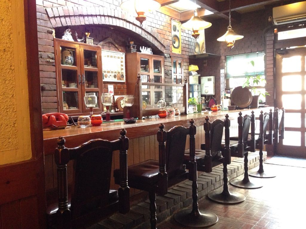 喫茶店 テーブル