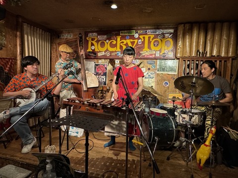 きつねのトンプソン 0809_1