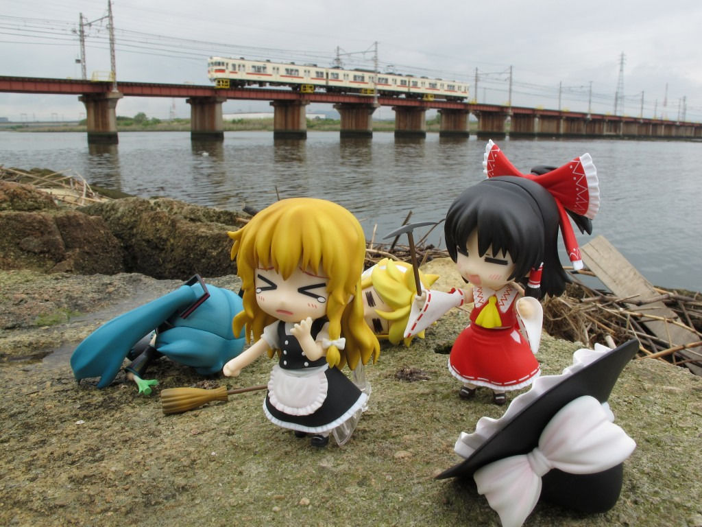 Psp用ソフト ねんどろいど じぇねれ しょん に東方キャラクターが登場 東方文々 新聞 仮 Psp用ソフト ねんどろいど じぇねれ しょん に東方キャラクターが登場 東方文々 新聞 仮