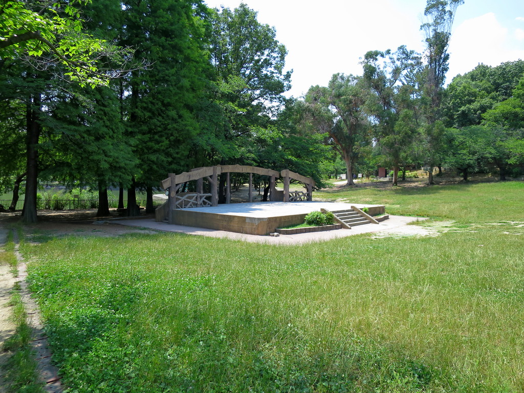 近所の公園めぐり 千里南公園 北摂の混沌