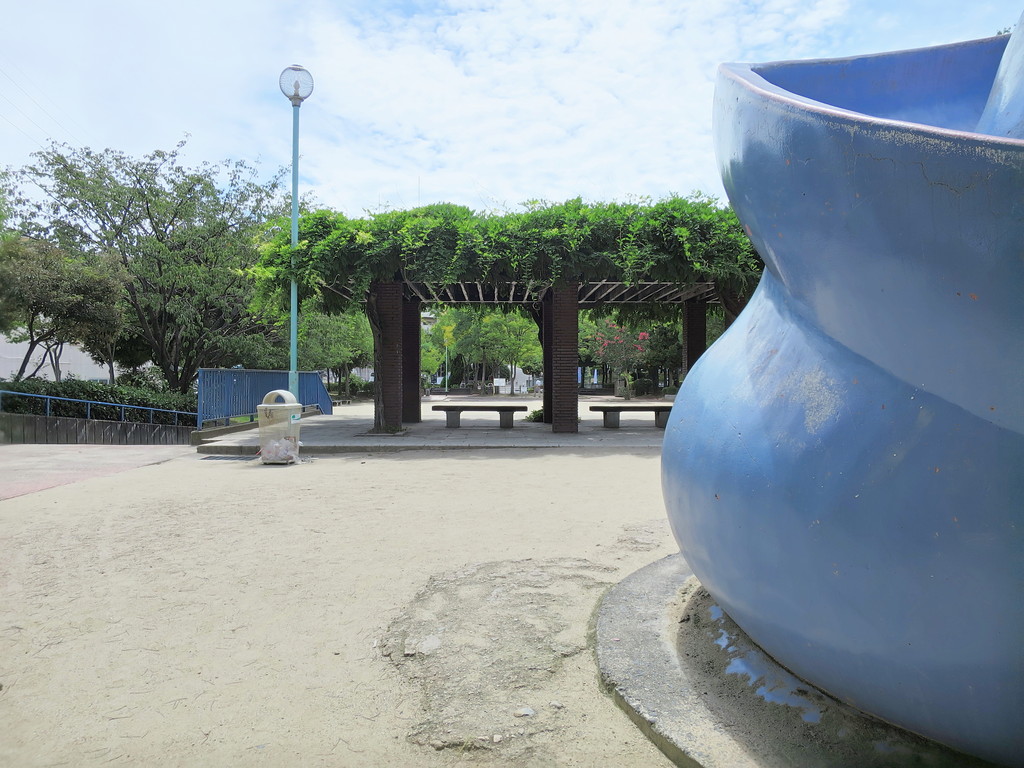 近所の公園めぐり まきふん公園 北摂の混沌