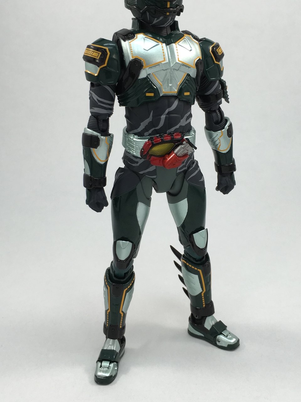 S.H.Figuarts「仮面ライダーアマゾンネオアルファ」レビュー : 喪系