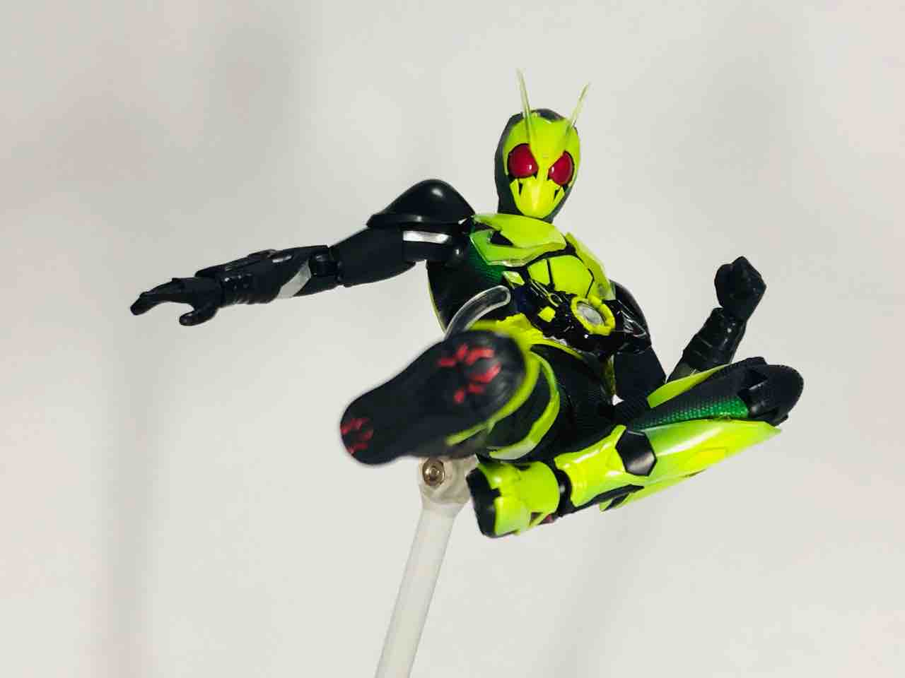 S.H.Figuarts「仮面ライダーゼロワン リアライジングホッパー 