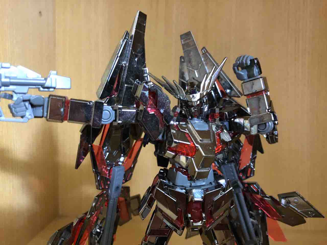 MG ユニコーンガンダム3号機　フェネクス　シルバーメッキ仕様　発光ユニット付き MG ユニコーンガンダム3号機 フェネクス シルバーメッキ仕様